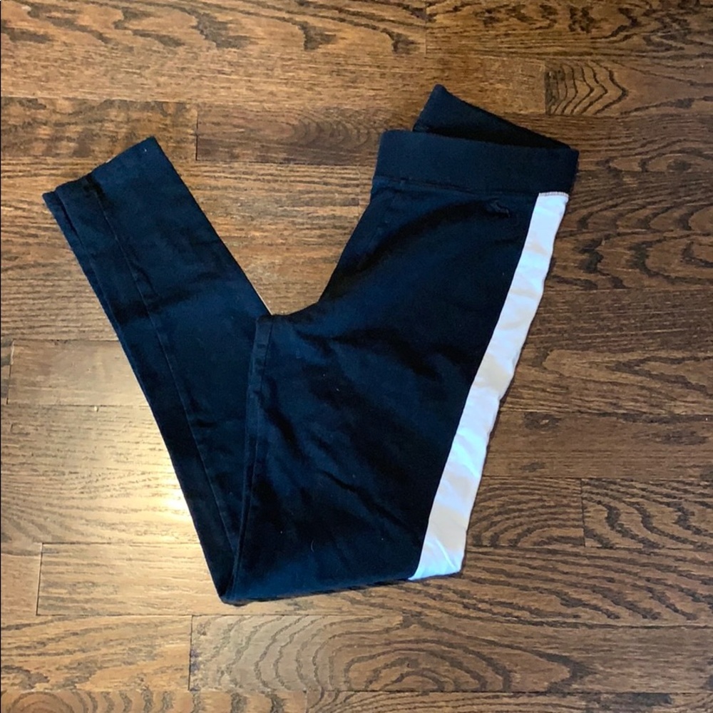 Victoria’s Secret PINK leggings with white stripe